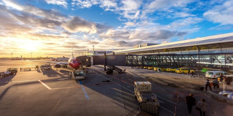 Top 10 Busiest Airports in North America – Airfleetrating