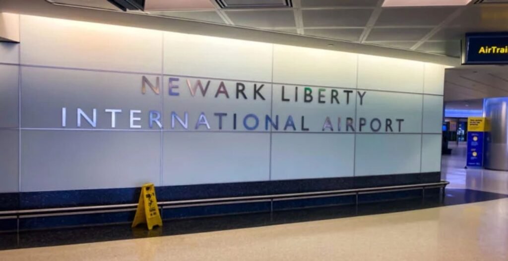 Image of ewr airport